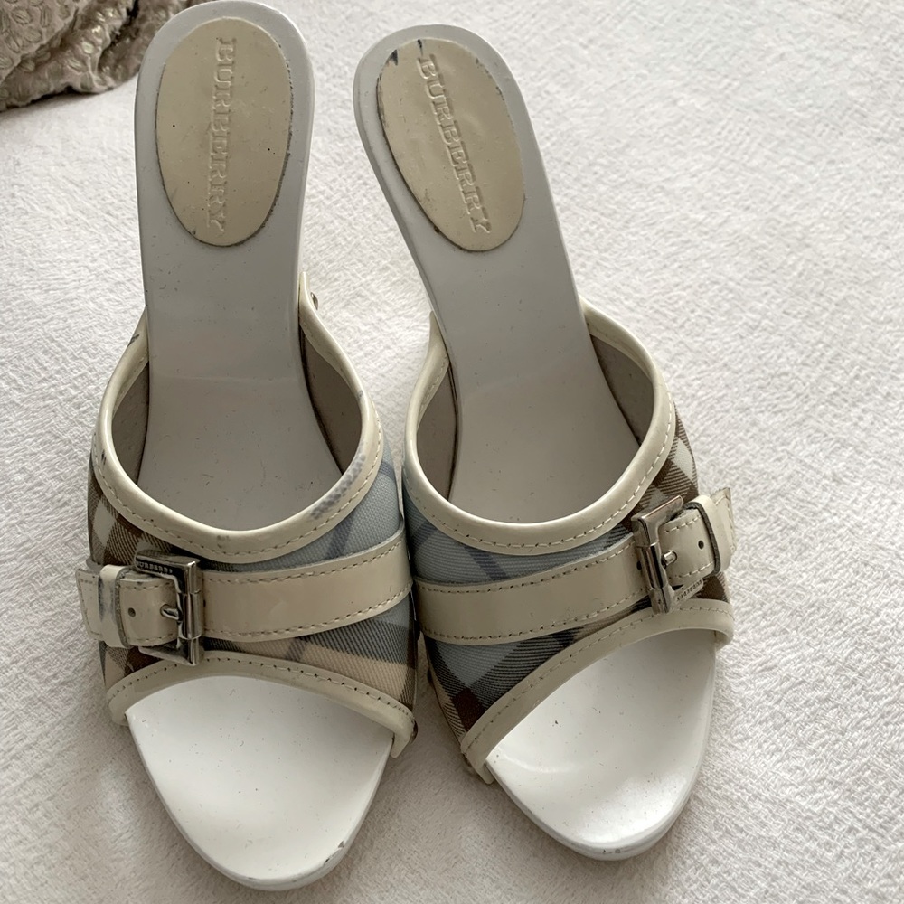 Burberry sandals